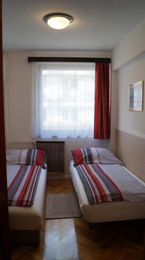 Apartment Sinko - Free Garage Parking, Central, 2 Bedrooms 4 Single Beds, Flexi Check-Out Βουδαπέστη Εξωτερικό φωτογραφία